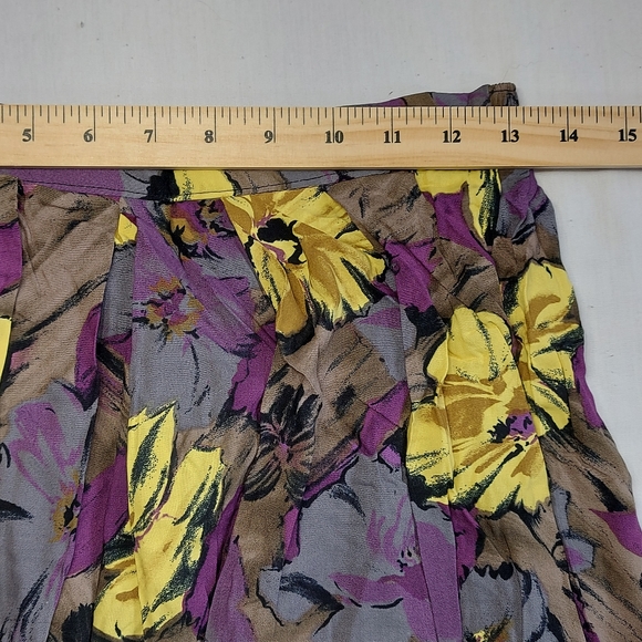 Tochi Vintage Floral Rayon Skirt Blouse Set, Medium - Picture 11 of 16